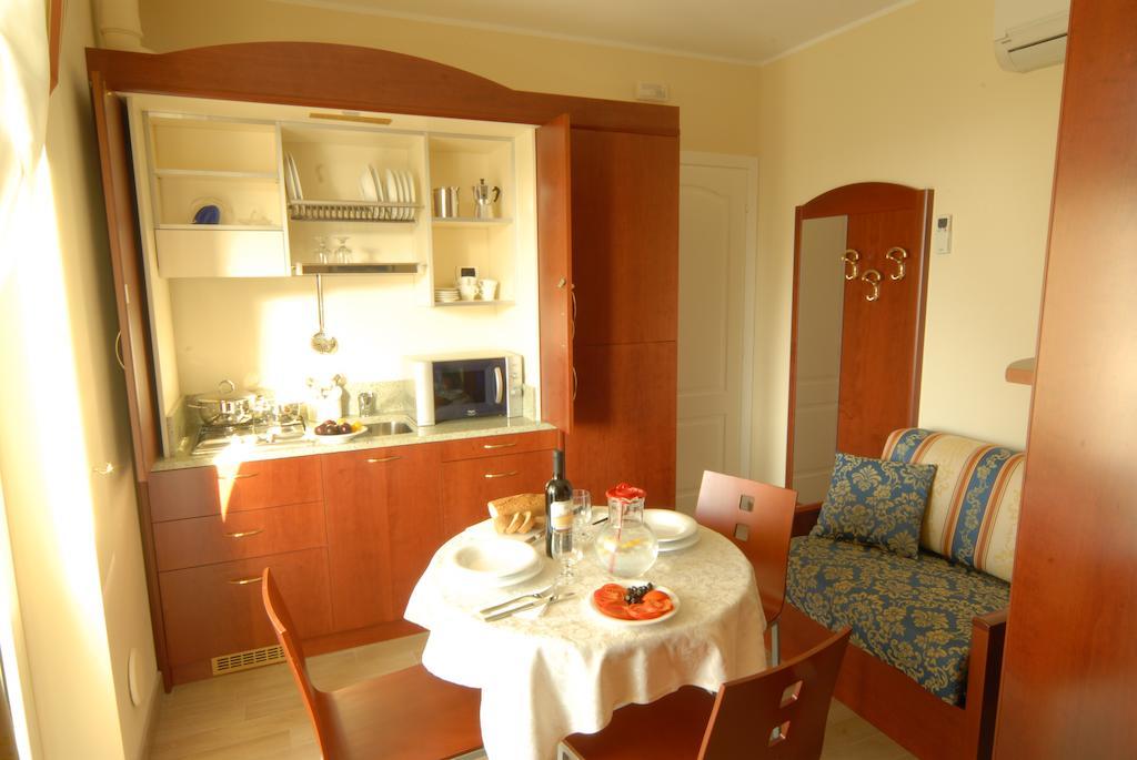 Residence Costa Smeralda Grottammare Camera foto